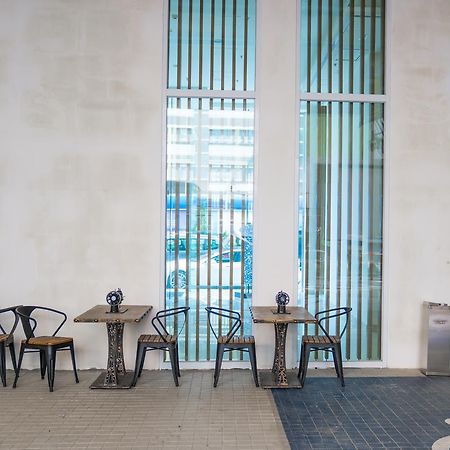 Iw Hotel Гонконг Экстерьер фото