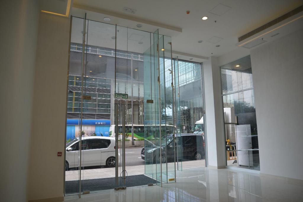 Iw Hotel Гонконг Экстерьер фото