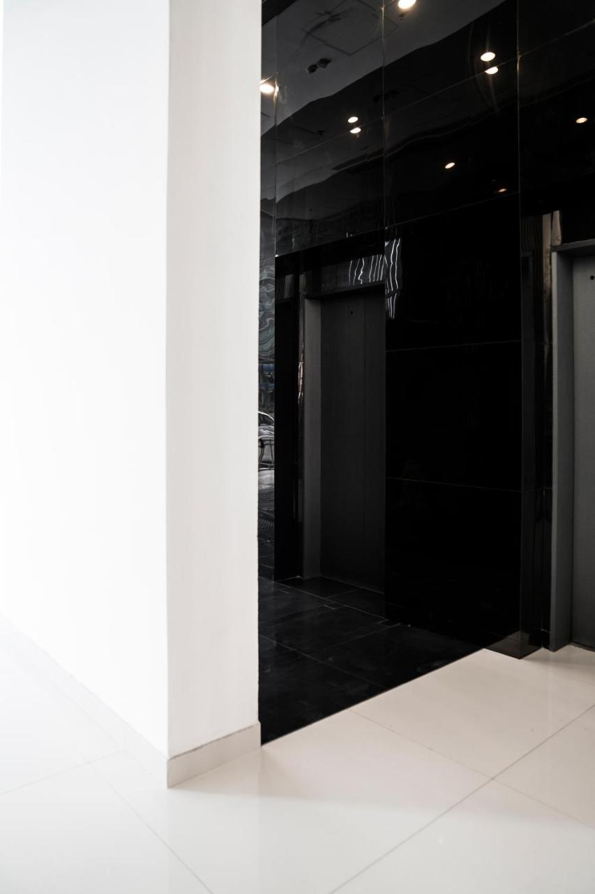 Iw Hotel Гонконг Экстерьер фото