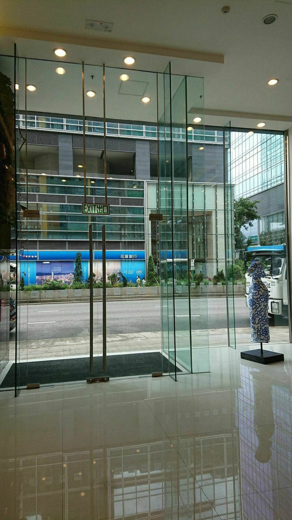 Iw Hotel Гонконг Экстерьер фото