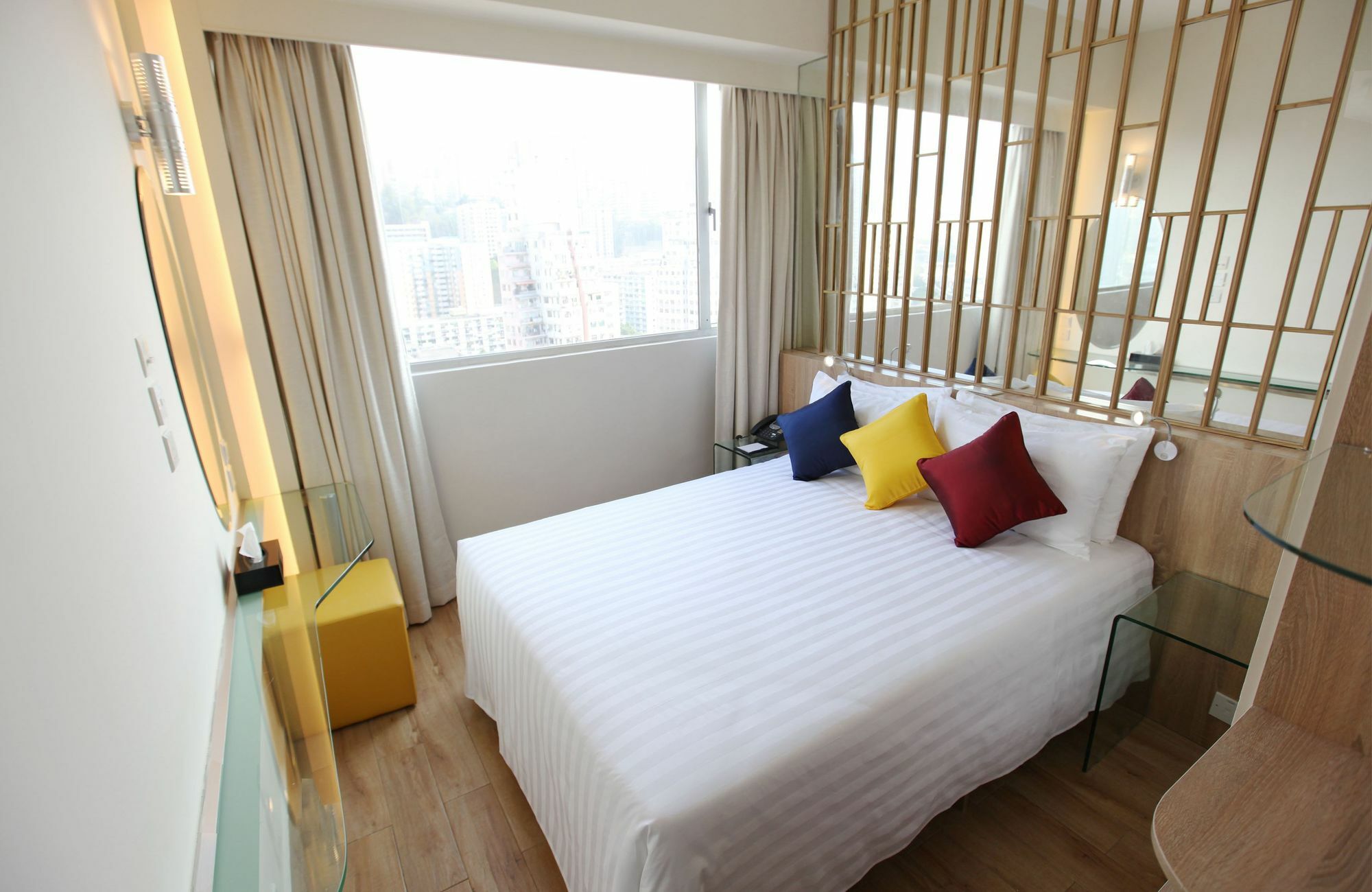 Iw Hotel Гонконг Экстерьер фото