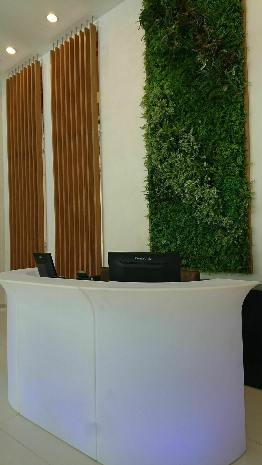 Iw Hotel Гонконг Экстерьер фото